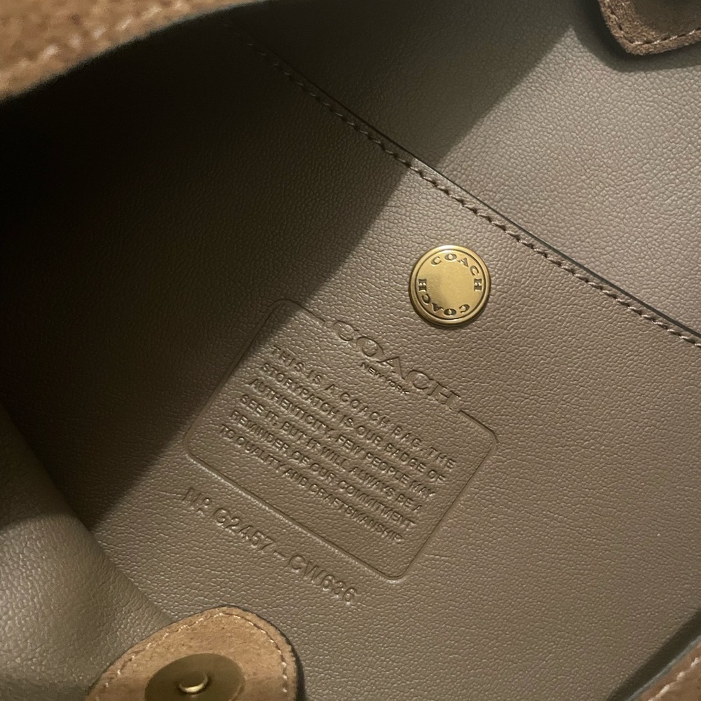 Coach Brooklyn 39 Cedar Suede Bag - Picture 4 of 5